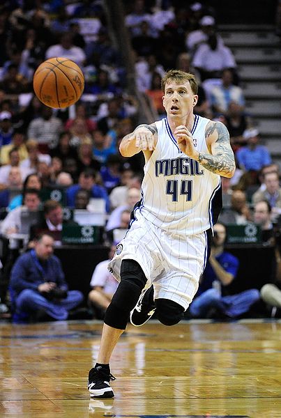 野球场如何成为焦点？